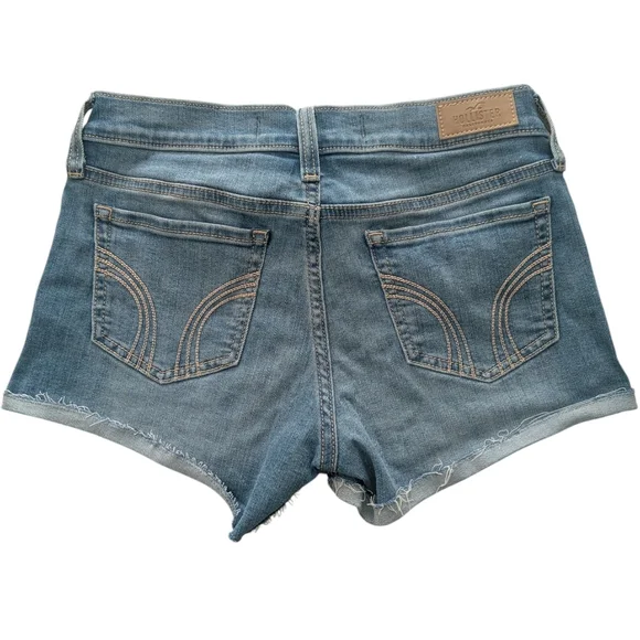 HOLLISTER Low Rise Denim Shorts Size 26 - Picture 2 of 8